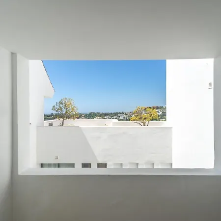 Duplex Penthouse With 3 Bedrooms